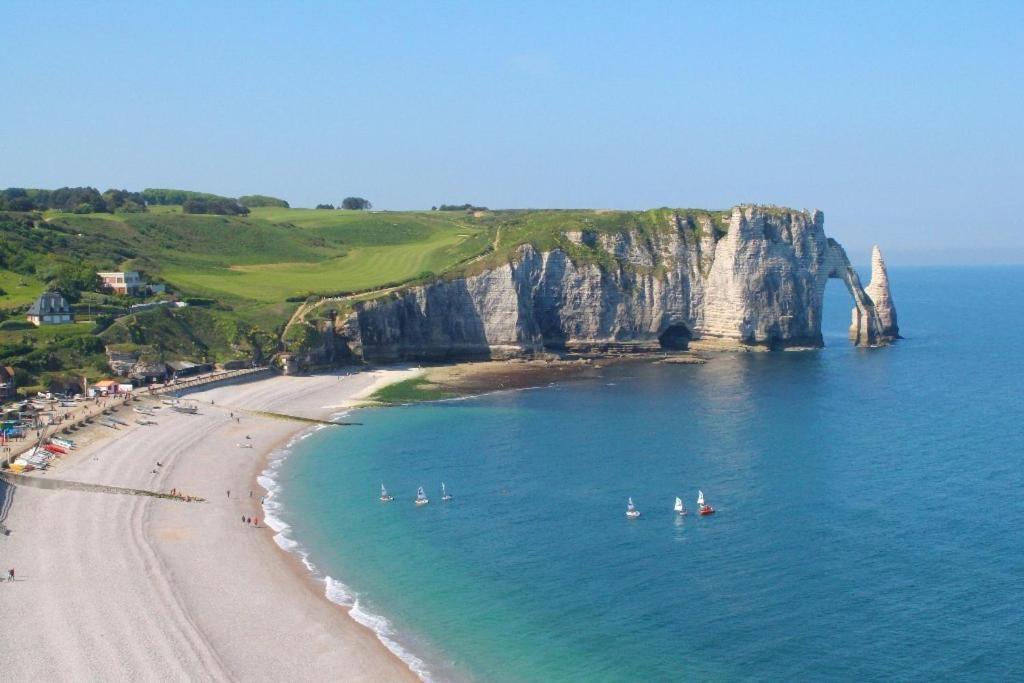 Camping Les Falaises De Toussaint Kültér fotó