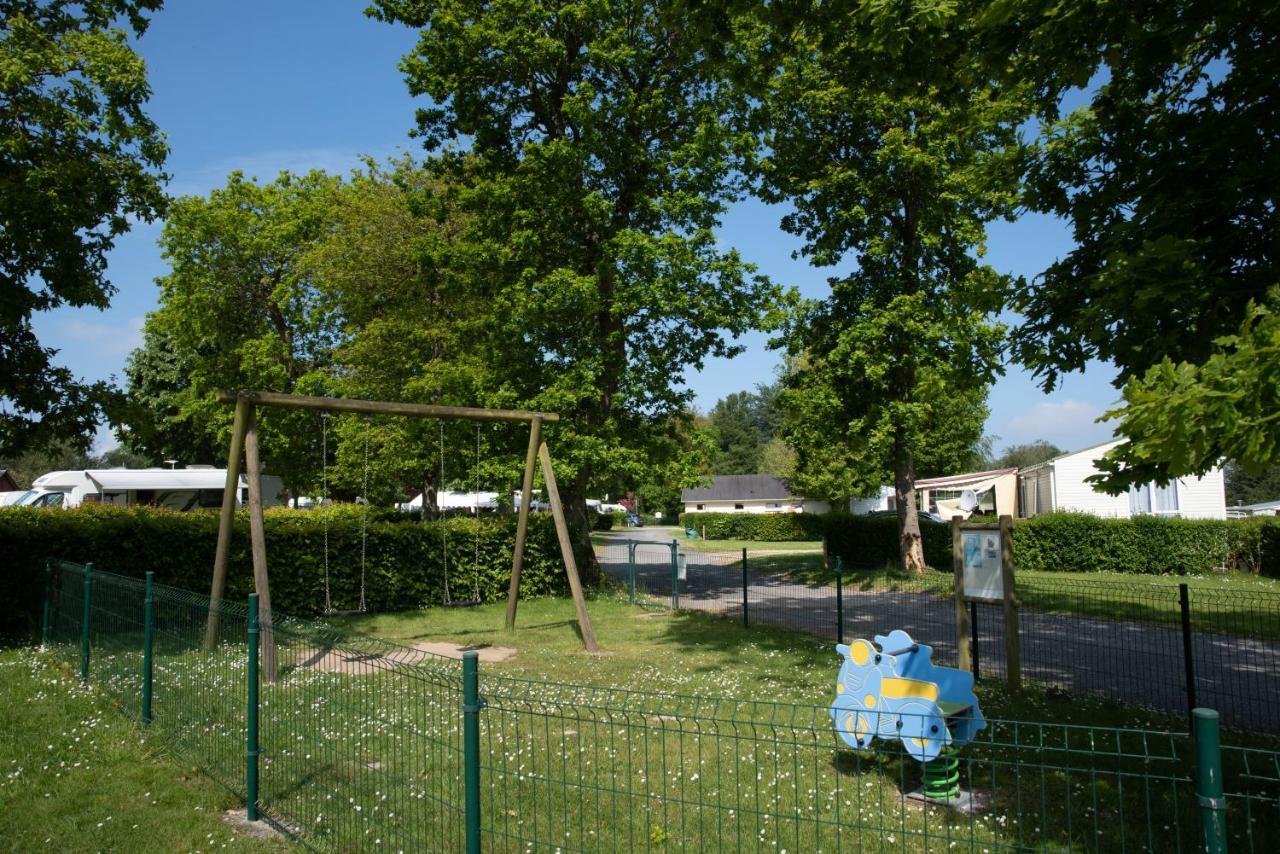Camping Les Falaises De Toussaint Kültér fotó